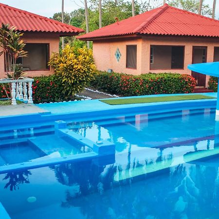 Villa Hospedaje Ecologico Nahual Las Lajas  Exterior foto