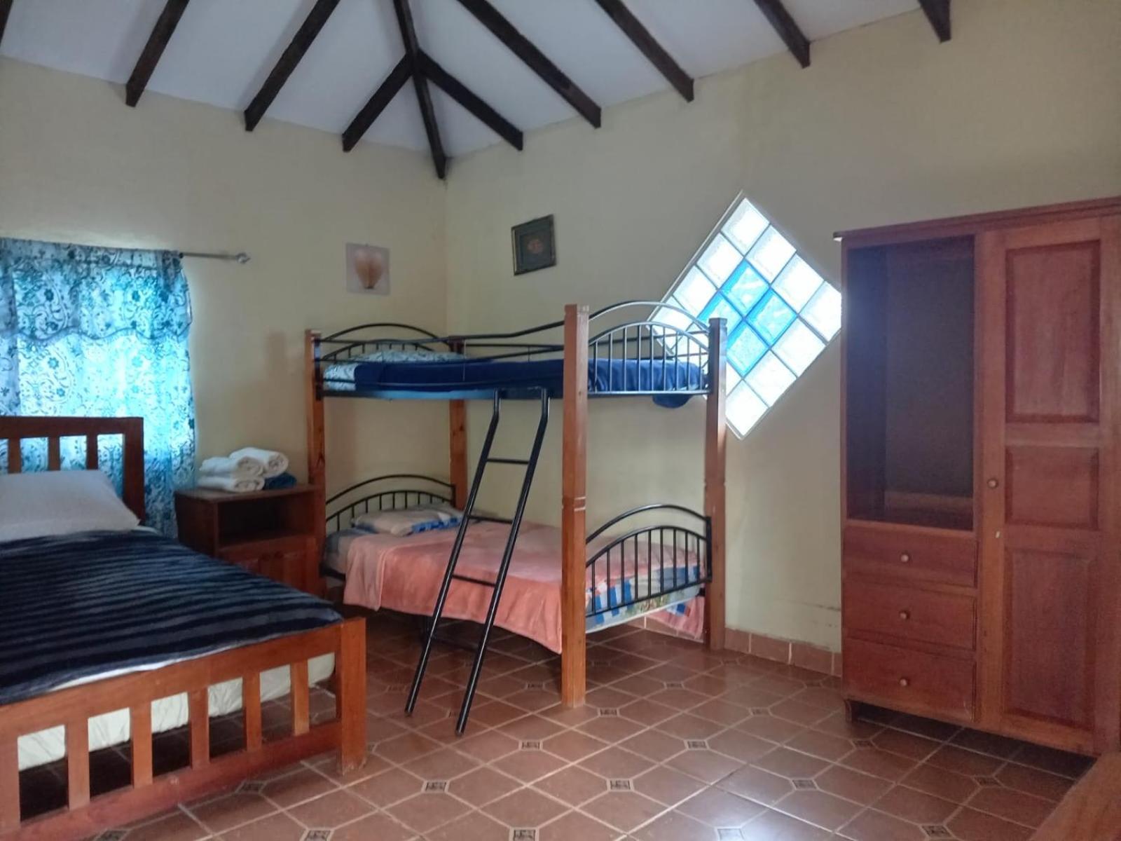 Villa Hospedaje Ecologico Nahual Las Lajas  Exterior foto